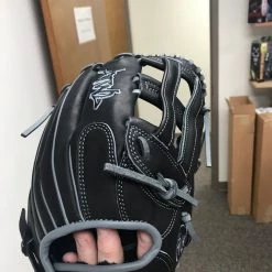 ATWL 12.5 H Web Kip Leather Fielding Glove BLK/GREY Sporting Goods